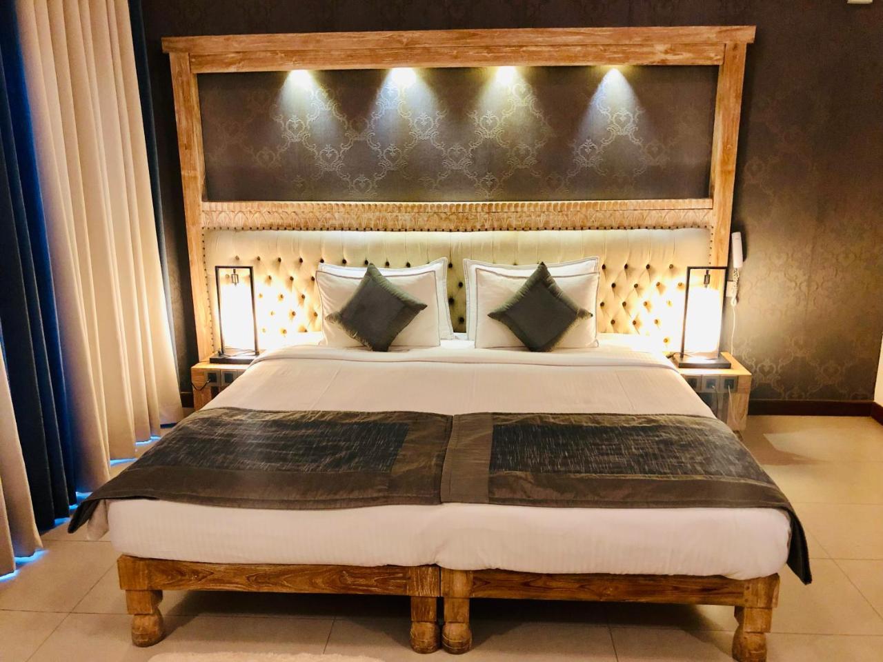 Rivora Residence Kandy Esterno foto