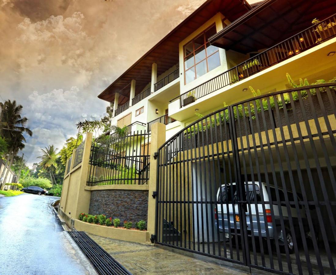 Rivora Residence Kandy Esterno foto